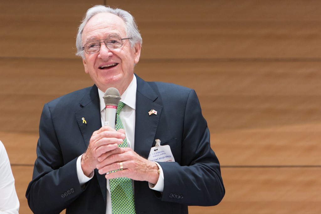 Senator Tom Harkin speaks on disability rights with the leaders of the Japanese disability rights community at the Diet Members Building in Tokyo, Japan, on September 27, 2016.