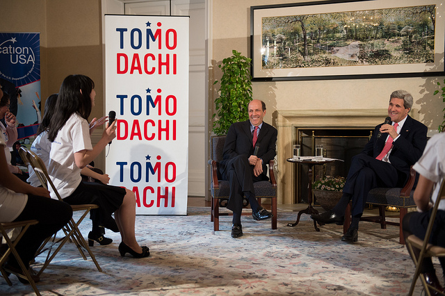 U.S. Secretary of State John Kerry and Ambassador John Roos encouraged 20 TOMODACHI Generation students in 2013 to embrace their leadership potential to solve global problems. (Photo courtesy of the TOMODACHI Initiative)